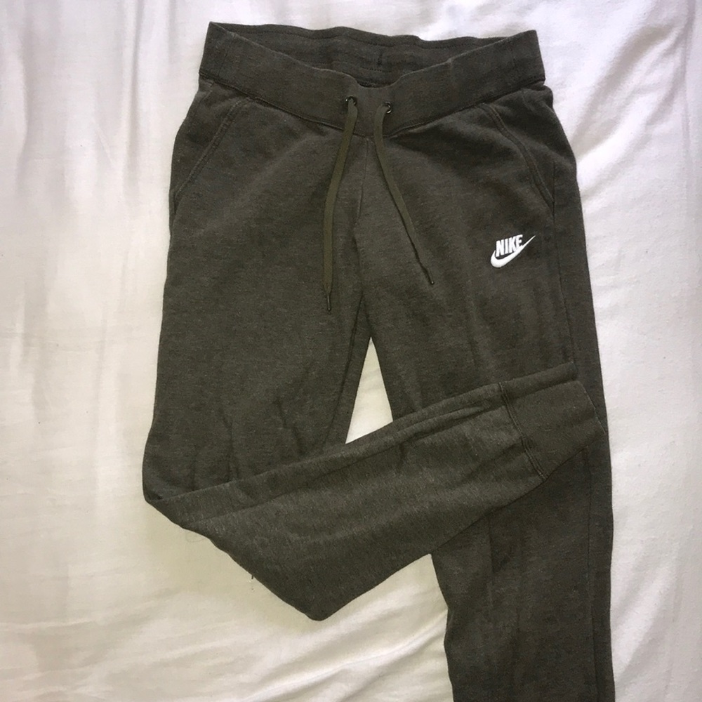 Nike joggers